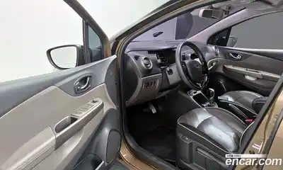 Renault QM3 2017 1.5 Автомат в Москве № 534264, миниатюра 11