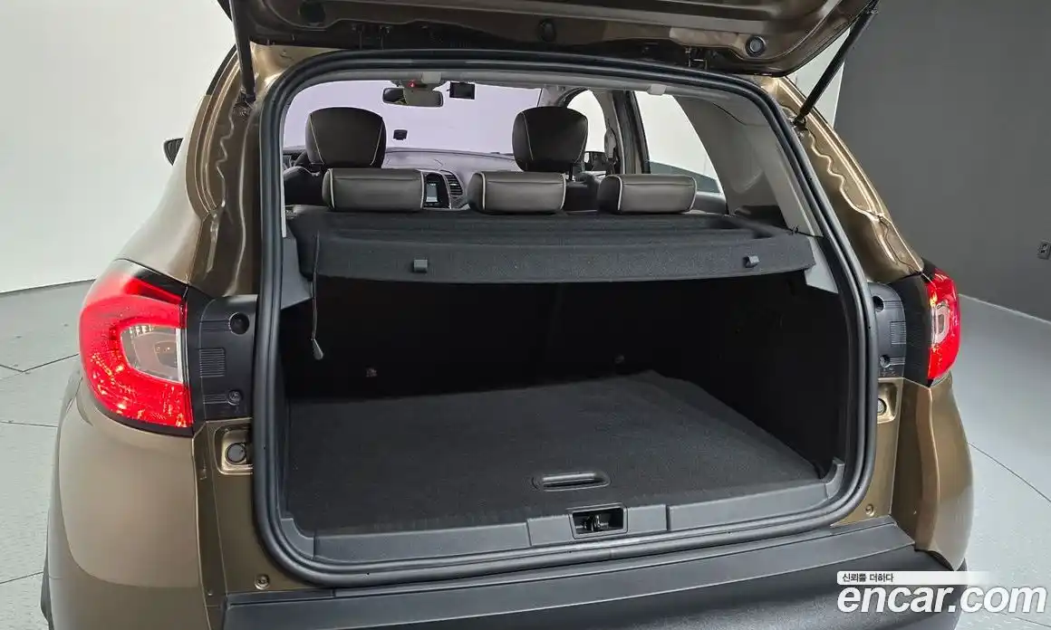 Renault QM3 2017 1.5 Автомат в Москве № 534264, фото 20