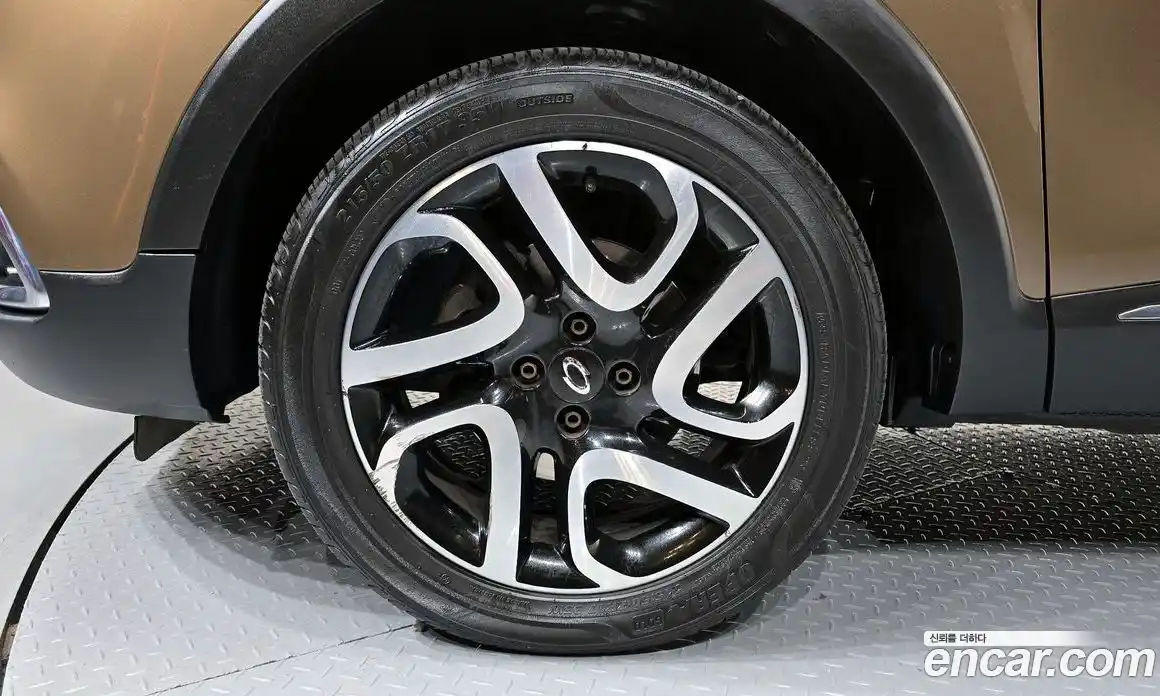 Renault QM3 2017 1.5 Автомат в Москве № 534264, фото 5