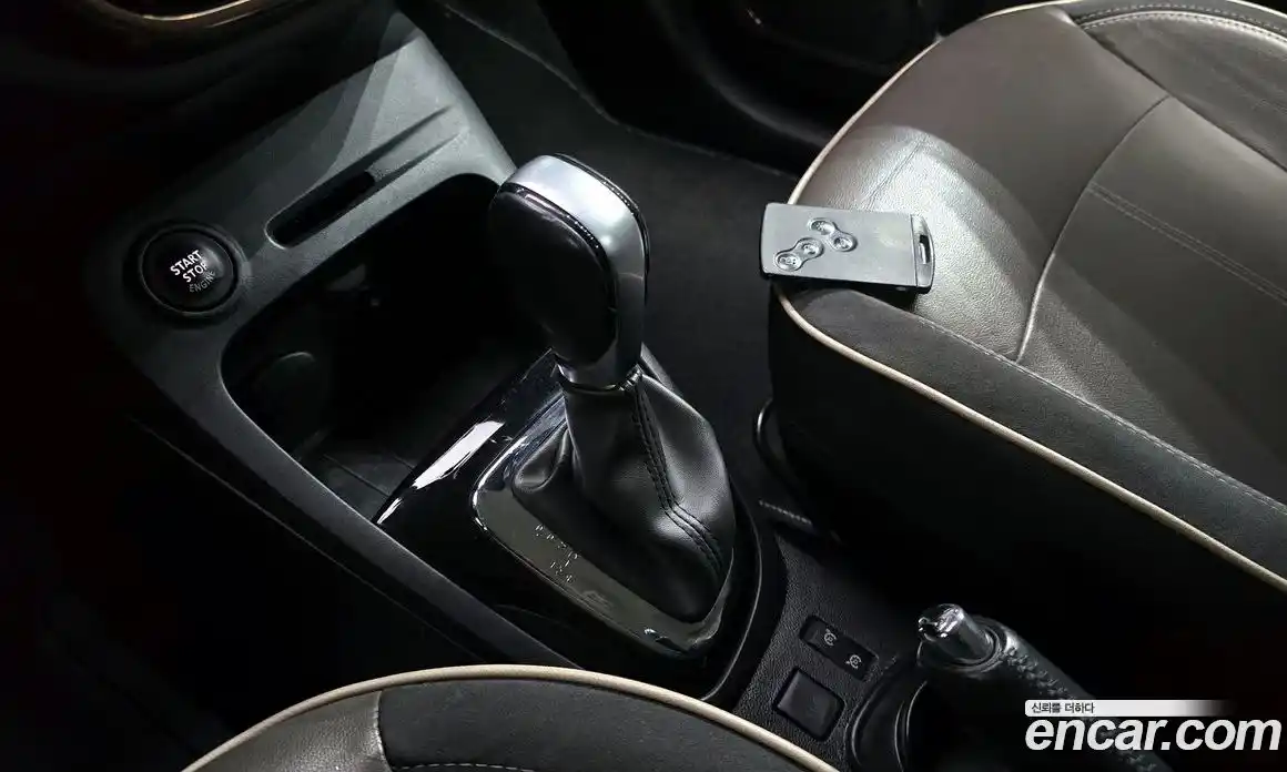 Renault QM3 2017 1.5 Автомат в Москве № 534264, фото 9