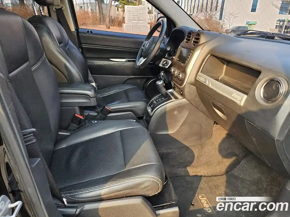 Jeep Compass 2014 2.4 Автомат в Москве № 535358, фото 11