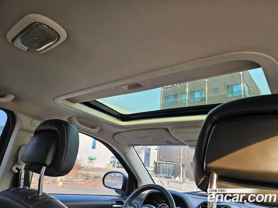 Jeep Compass 2014 2.4 Автомат в Москве № 535358, фото 13