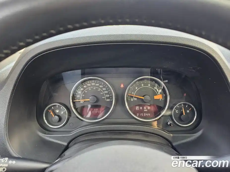 Jeep Compass 2014 2.4 Автомат в Москве № 535358, фото 18