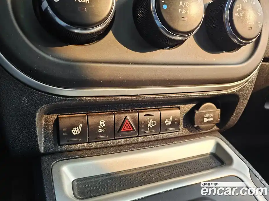 Jeep Compass 2014 2.4 Автомат в Москве № 535358, фото 19