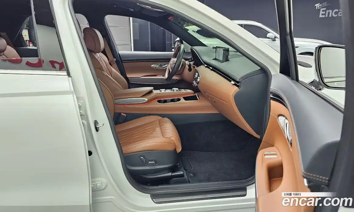 Genesis GV70 2022 2.5 Автомат в Москве № 536382, фото 11