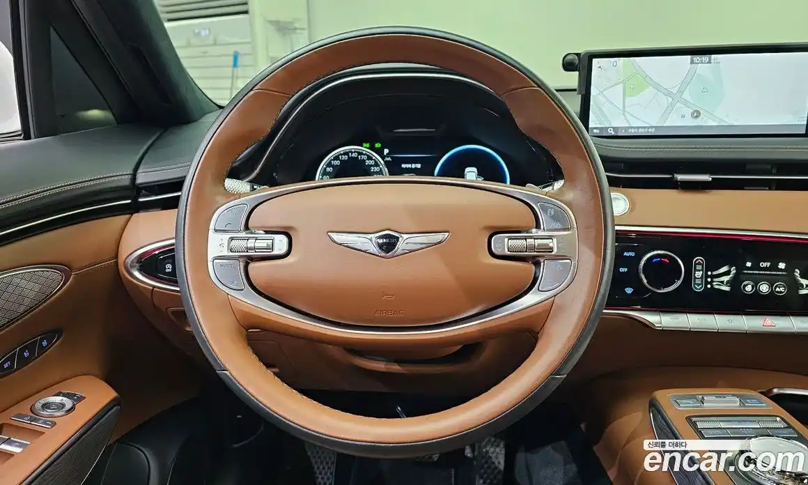 Genesis GV70 2022 2.5 Автомат в Москве № 536382, фото 13