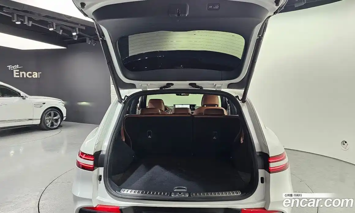 Genesis GV70 2022 2.5 Автомат в Москве № 536382, фото 20