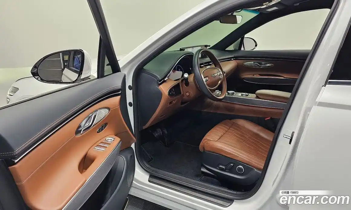 Genesis GV70 2022 2.5 Автомат в Москве № 536382, фото 10