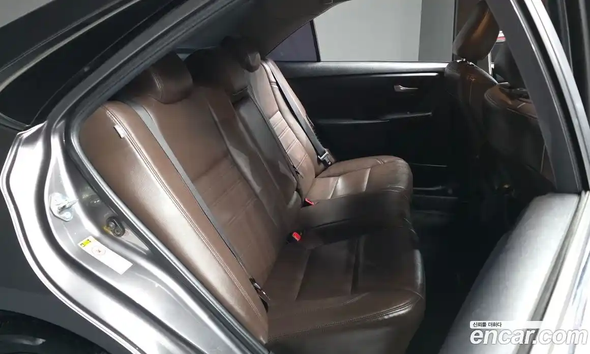 Toyota Camry 2016 2.5 Автомат в Москве № 537809, фото 12