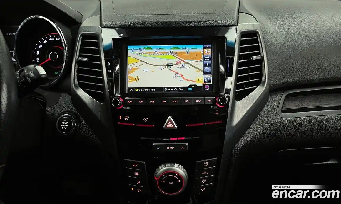 SsangYong TIBOLI 2019 1.6 Автомат в Москве № 538604, фото 14