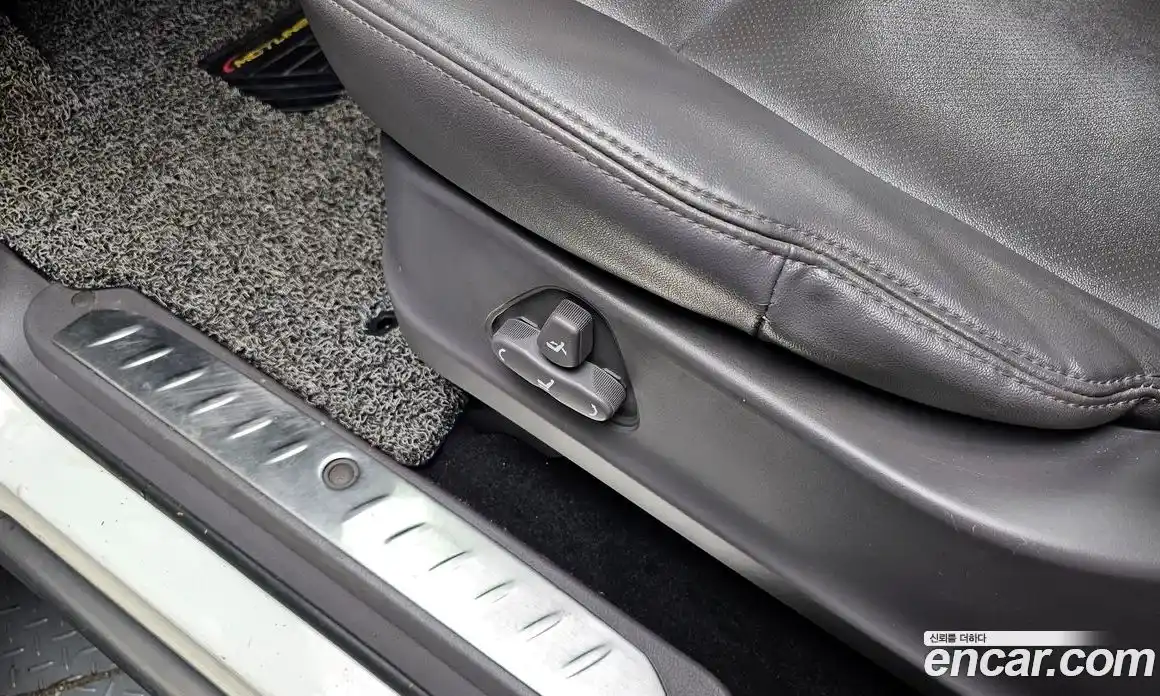 SsangYong Korando 2014 2.0 Автомат в Москве № 539614, фото 18