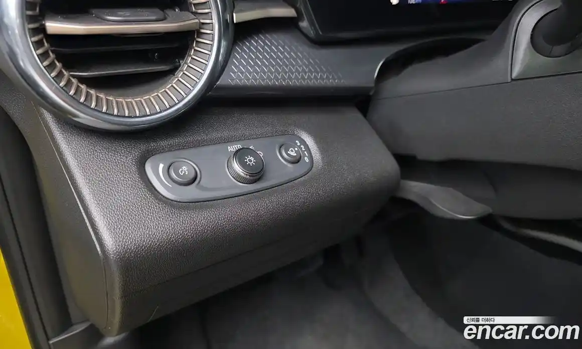 Chevrolet Trax 2024 1.2 Автомат в Москве № 539861, фото 13