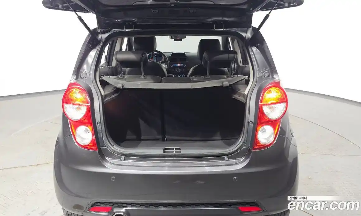 Chevrolet Spark 2014 1.0 Механическая в Москве № 540188, фото 20