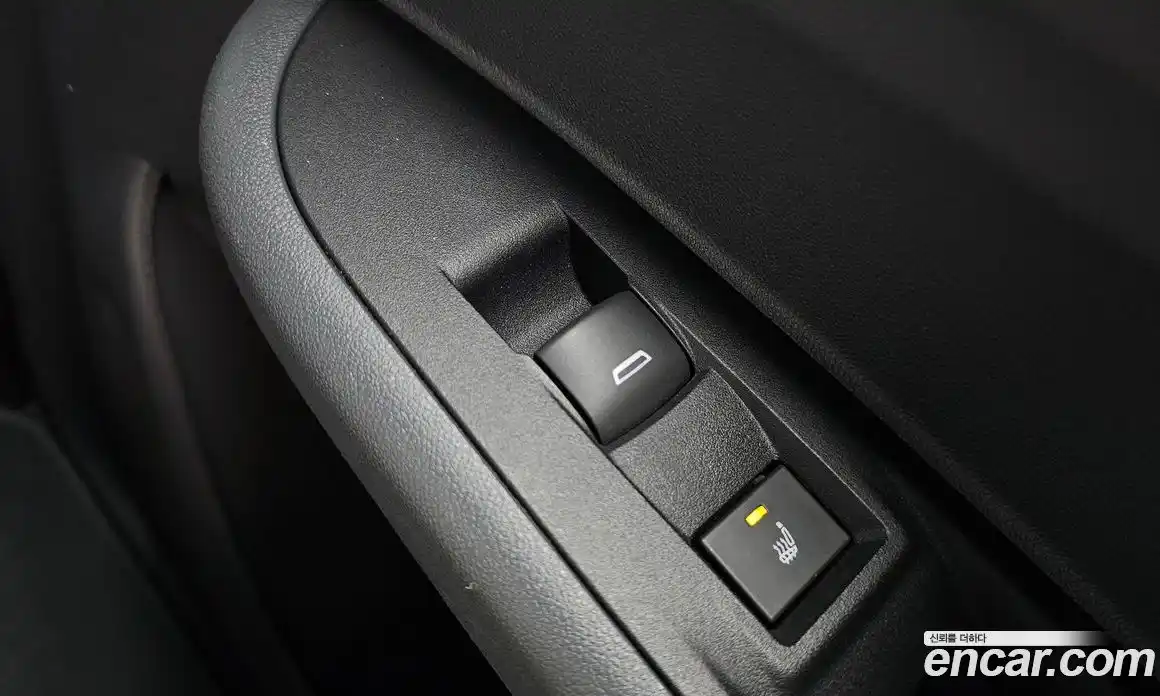 Chevrolet Bolt EV 2018 0.2 Автомат в Москве № 540268, фото 19