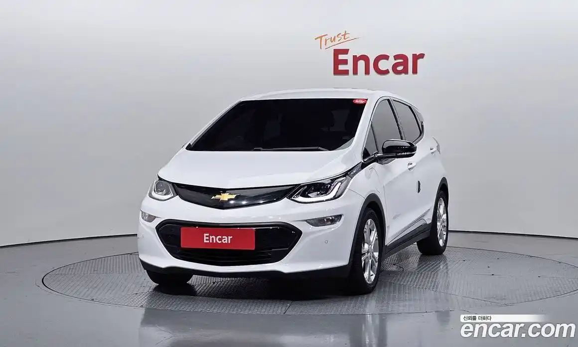 Chevrolet Bolt EV 2018 0.2 Автомат в Москве № 540268, фото 3