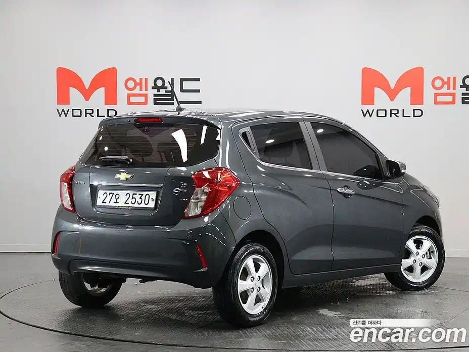 Chevrolet Spark 2017 1.0 Автомат в Москве № 540548, фото 3