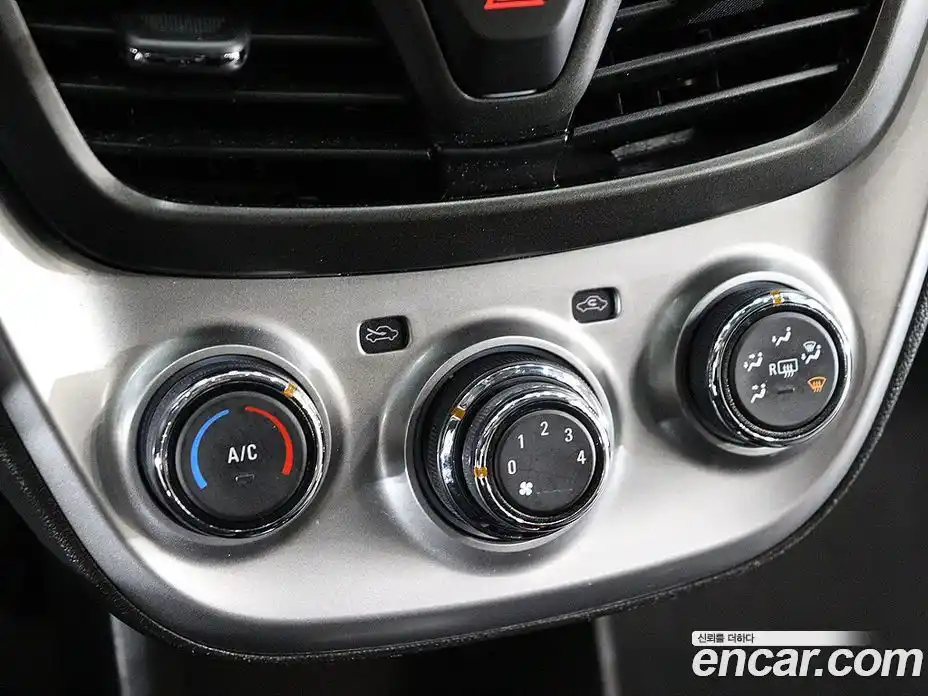 Chevrolet Spark 2017 1.0 Автомат в Москве № 540548, фото 10