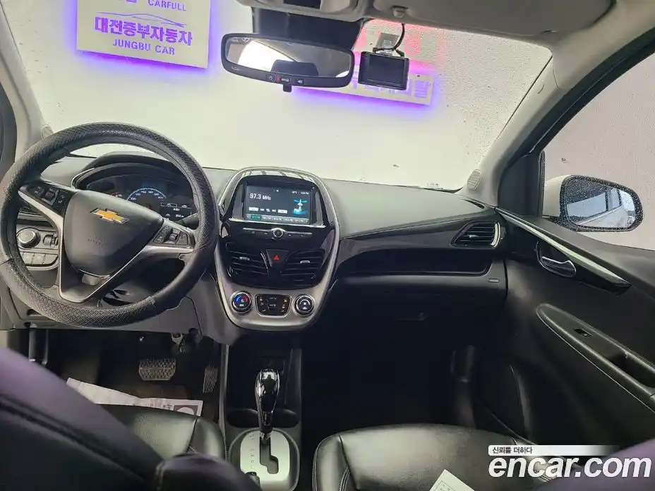 Chevrolet Spark 2016 1.0 Автомат в Москве № 540596, фото 12
