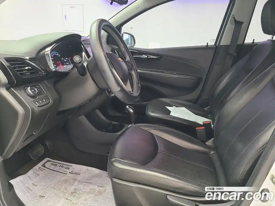 Chevrolet Spark 2016 1.0 Автомат в Москве № 540596, фото 16