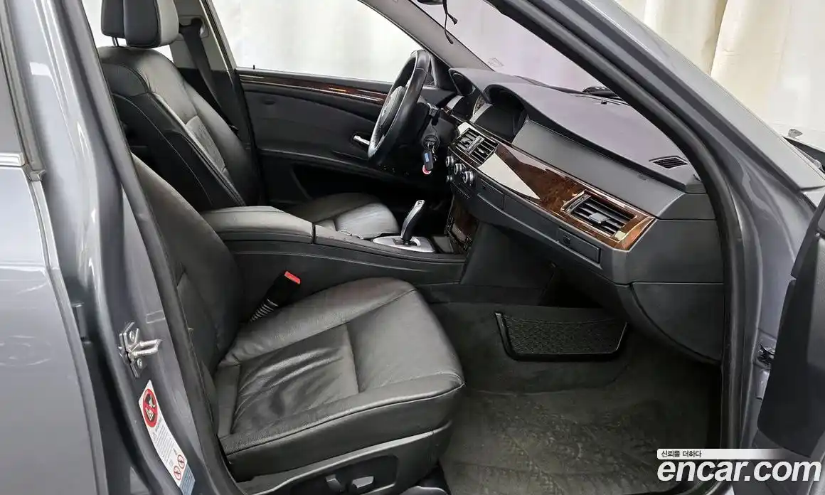 BMW 5-Series 2010 3.0 Автомат в Москве № 540889, фото 11