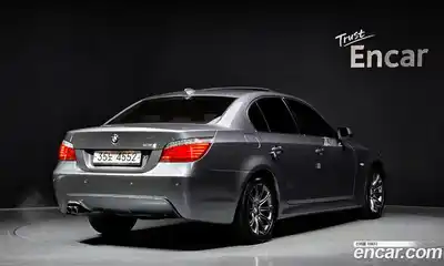 BMW 5-Series 2010 3.0 Автомат в Москве № 540889, миниатюра 2
