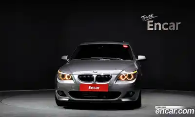 BMW 5-Series 2010 3.0 Автомат в Москве № 540889, миниатюра 3