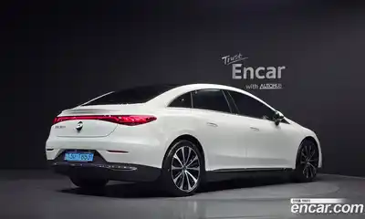 Mercedes-Benz EQE 2023 0.3 Автомат в Москве № 541423, миниатюра 2
