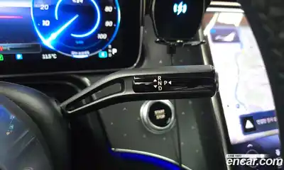 Mercedes-Benz EQE 2023 0.3 Автомат в Москве № 541423, миниатюра 9