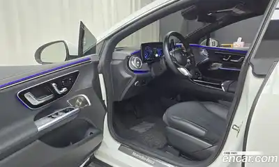 Mercedes-Benz EQE 2023 0.3 Автомат в Москве № 541423, миниатюра 10