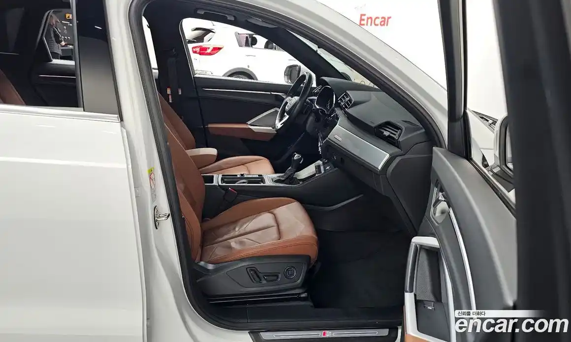 Audi Q3 2023 2.0 Автомат в Москве № 544063, фото 11