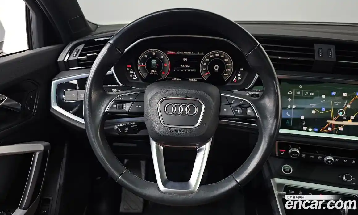 Audi Q3 2023 2.0 Автомат в Москве № 544063, фото 13