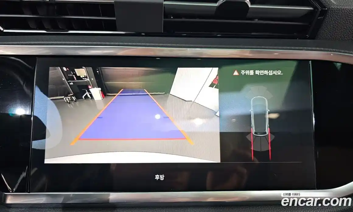 Audi Q3 2023 2.0 Автомат в Москве № 544063, фото 15