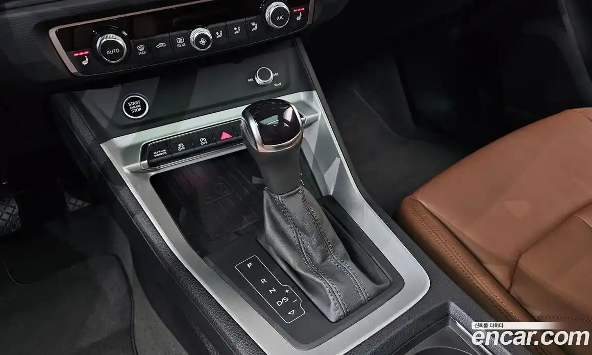 Audi Q3 2023 2.0 Автомат в Москве № 544063, фото 9