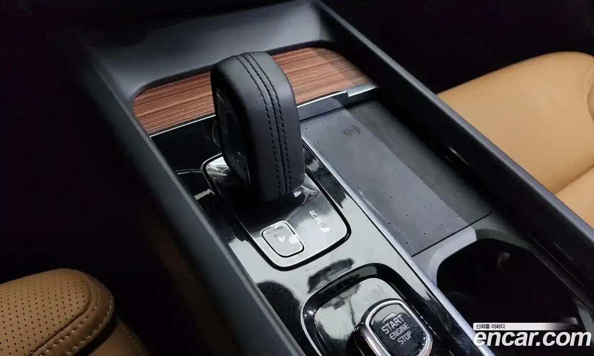 Volvo V60 2021 2.0 Автомат в Москве № 544923, фото 9