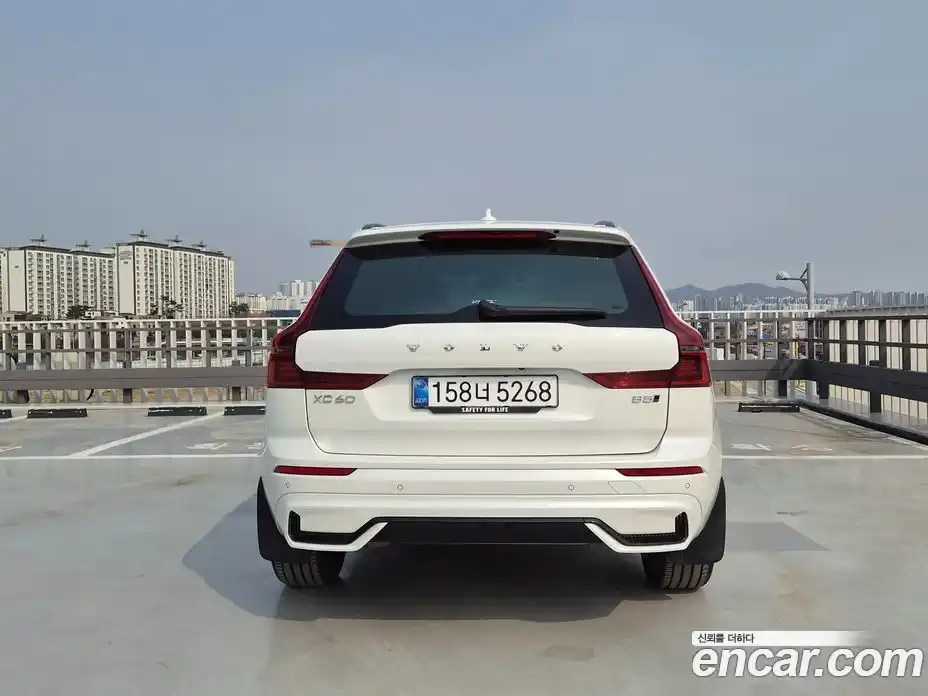 Volvo XC60 2026 2.0 Автомат в Москве № 544989, фото 4