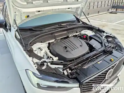 Volvo XC60 2026 2.0 Автомат в Москве № 544989, миниатюра 6