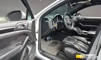 Porsche Cayenne 2011 4.8 Автомат в Москве № 545845, миниатюра 11