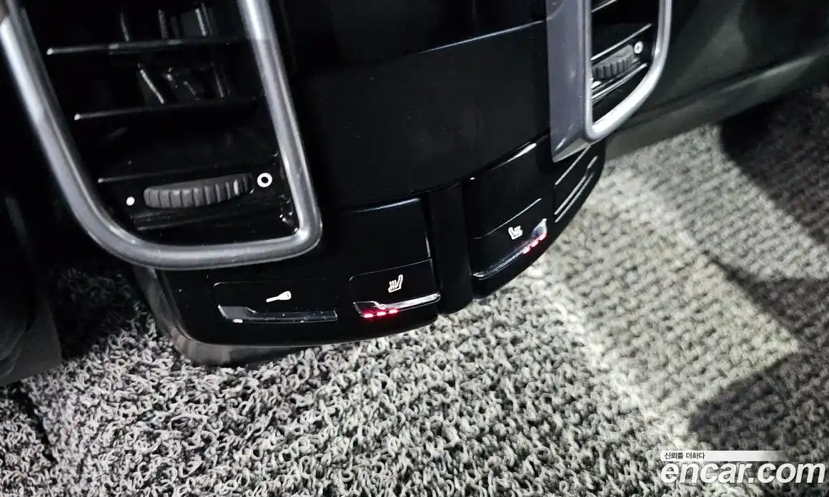 Porsche Cayenne 2011 4.8 Автомат в Москве № 545845, фото 18