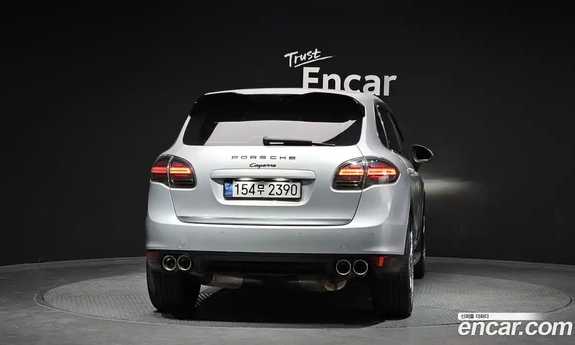 Porsche Cayenne 2011 4.8 Автомат в Москве № 545845, фото 4