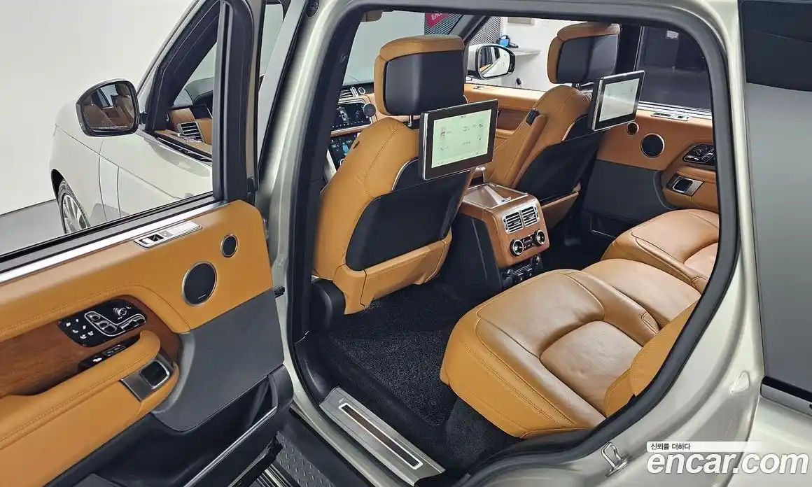 Land Rover Range-Rover 2019 4.4 Автомат в Москве № 546182, фото 12