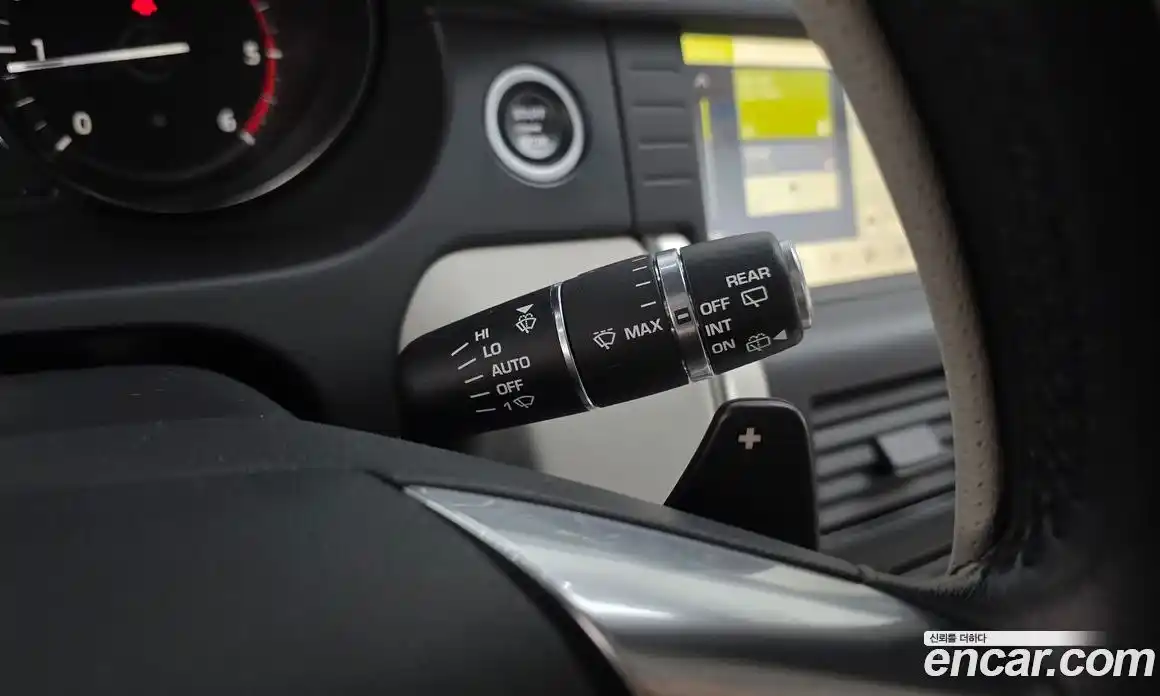 Land Rover Discovery Sport 2019 2.0 Автомат в Москве № 546274, фото 18