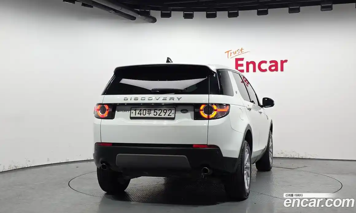 Land Rover Discovery Sport 2019 2.0 Автомат в Москве № 546274, фото 4