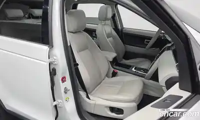Land Rover Discovery Sport 2019 2.0 Автомат в Москве № 546274, миниатюра 10