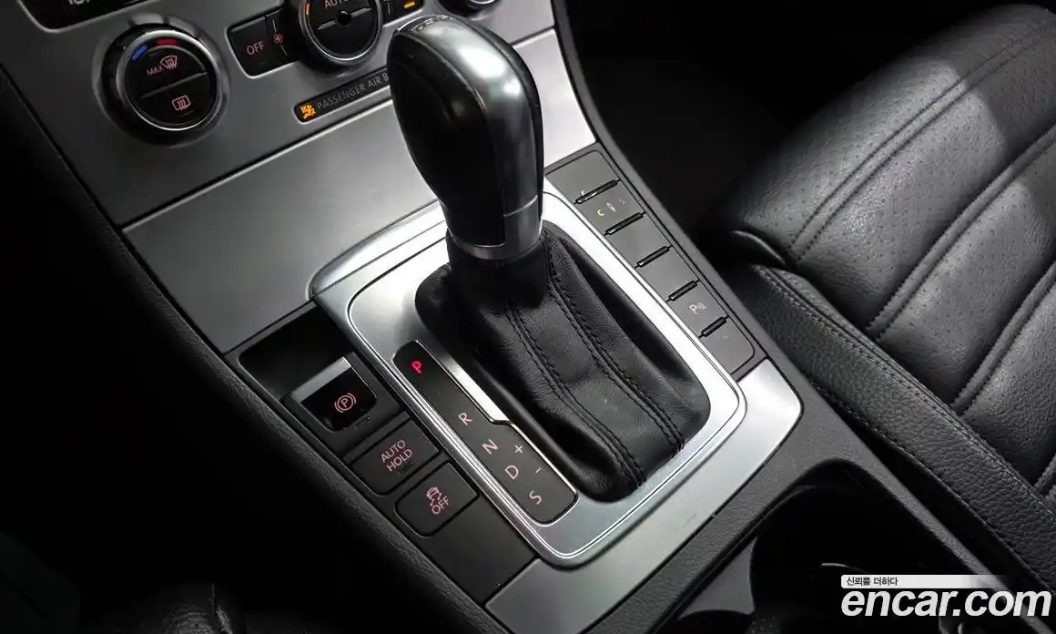 Volkswagen CC 2013 2.0 Автомат в Москве № 547395, фото 9