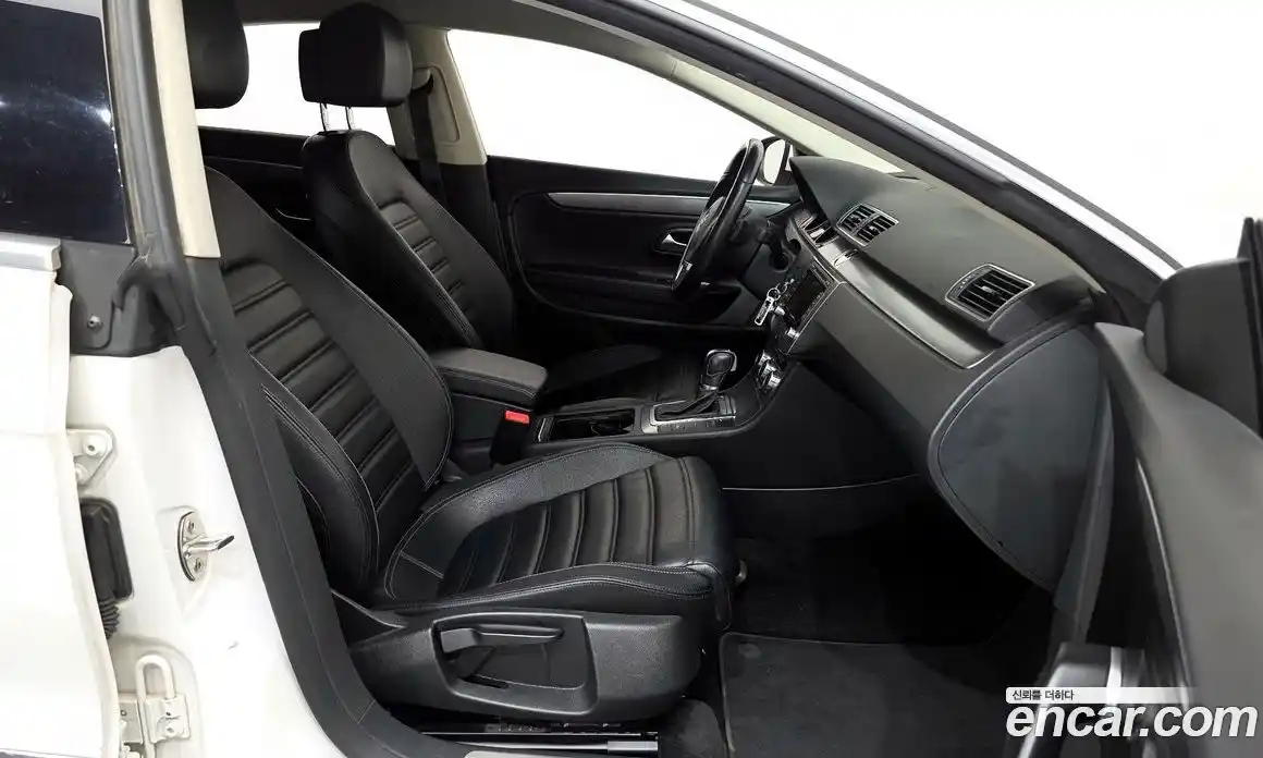 Volkswagen CC 2013 2.0 Автомат в Москве № 547395, фото 10