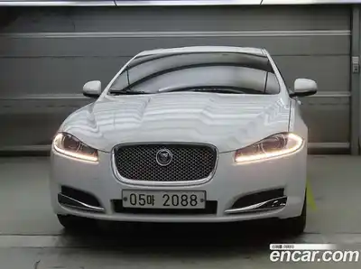 Jaguar XF 2012 2.2 Автомат в Москве № 547800, миниатюра 2