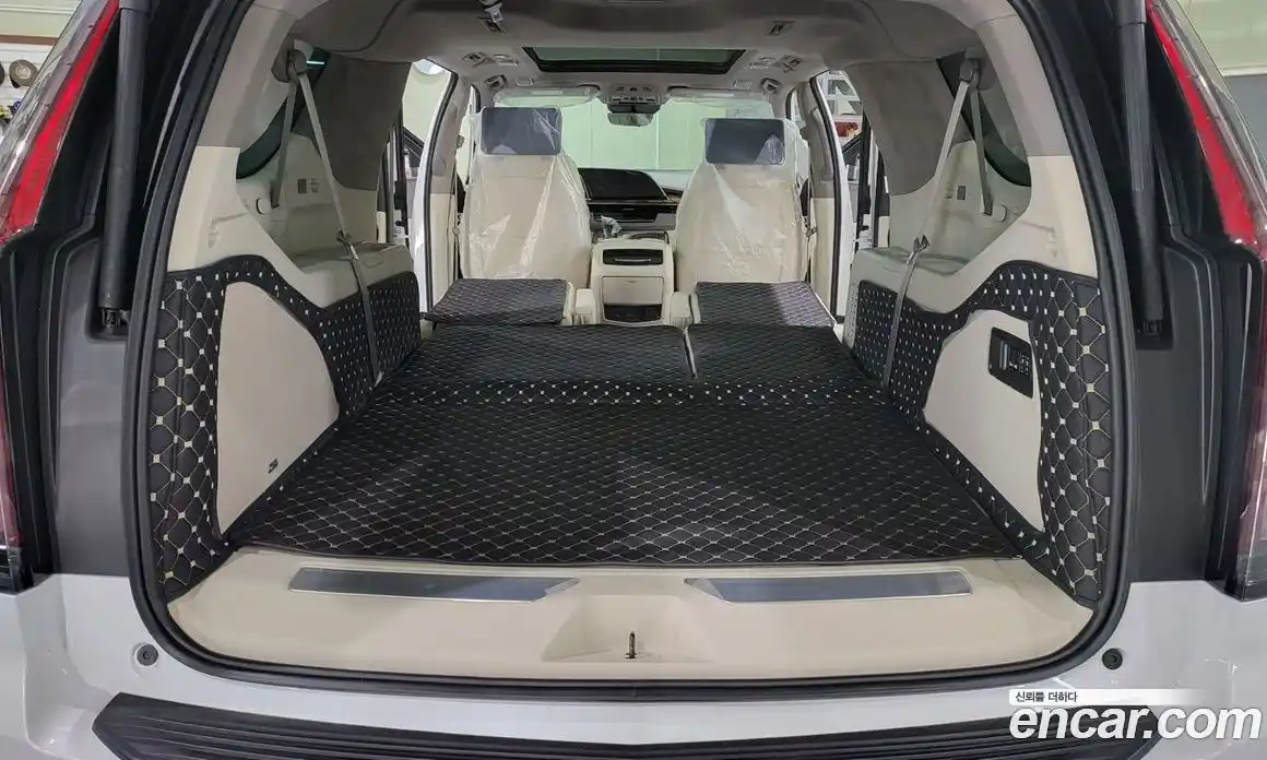 Cadillac Escalade 2022 6.2 Автомат в Москве № 548138, фото 12