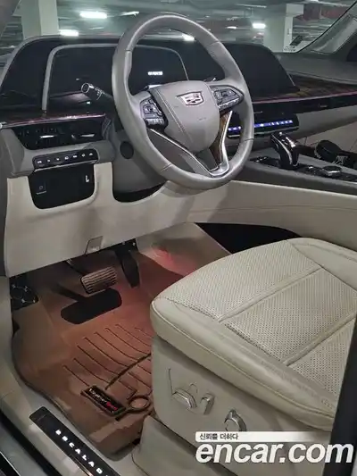 Cadillac Escalade 2022 6.2 Автомат в Москве № 548138, миниатюра 2