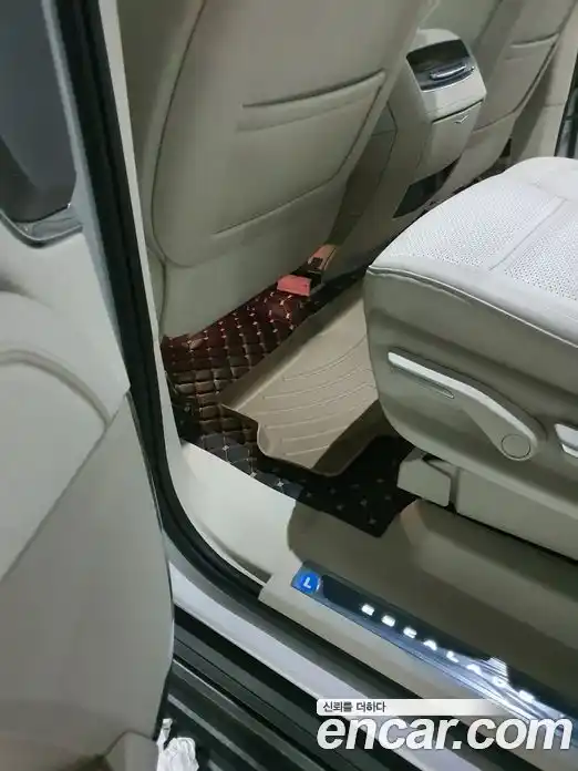 Cadillac Escalade 2022 6.2 Автомат в Москве № 548138, фото 9