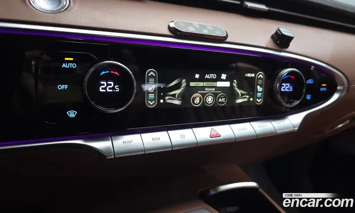 Genesis GV70 2021 2.5 Автомат в Москве № 57143, фото 12